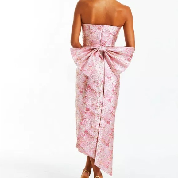 Mestiza New York Lorena Gown - Picture 2 of 3